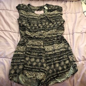 Perfect condition Tribal romper!